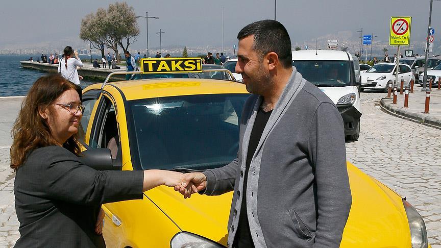 Taksi şoförü sürücü kursuna yeniden yazıldı!