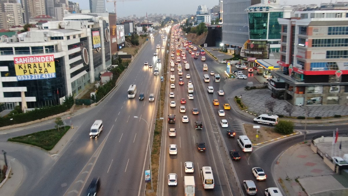 Haftanın ilk günü İstanbul trafiği ne durumda?