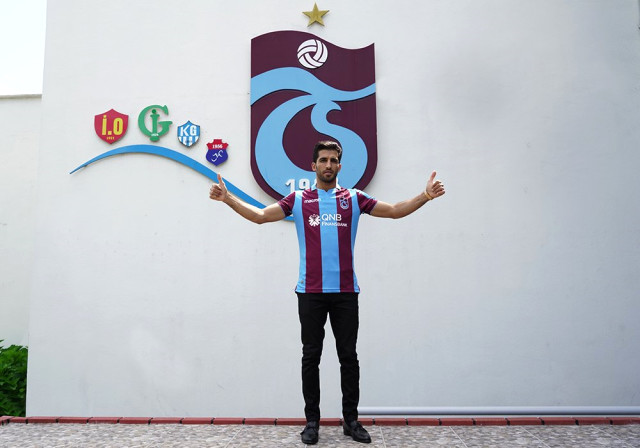 Trabzonspor imzayı attırdı