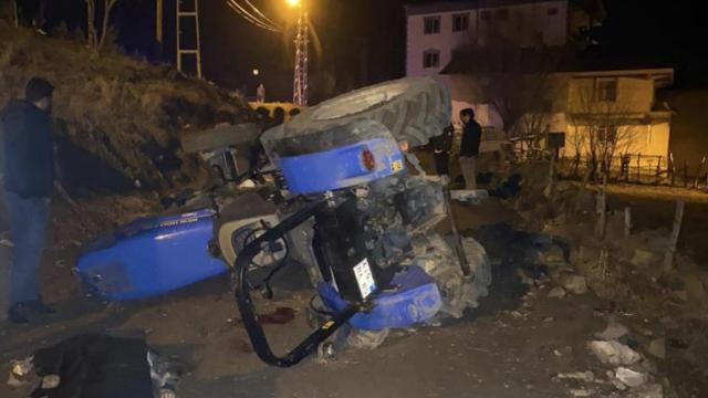 Sivas’ta traktör devrildi! 1 ölü var