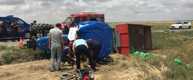 Konya da traktör devrildi: 1 ölü