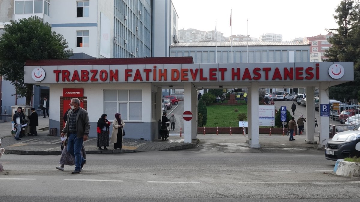 Trabzon da sağlık çalışanlarına şiddet: Doktoru başından yaraladılar