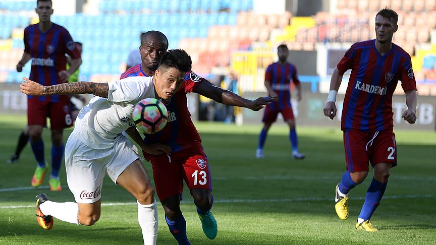 Trabzonspor yine kayıplarda! Karabükspor dan 3-0 lık galibiyet!