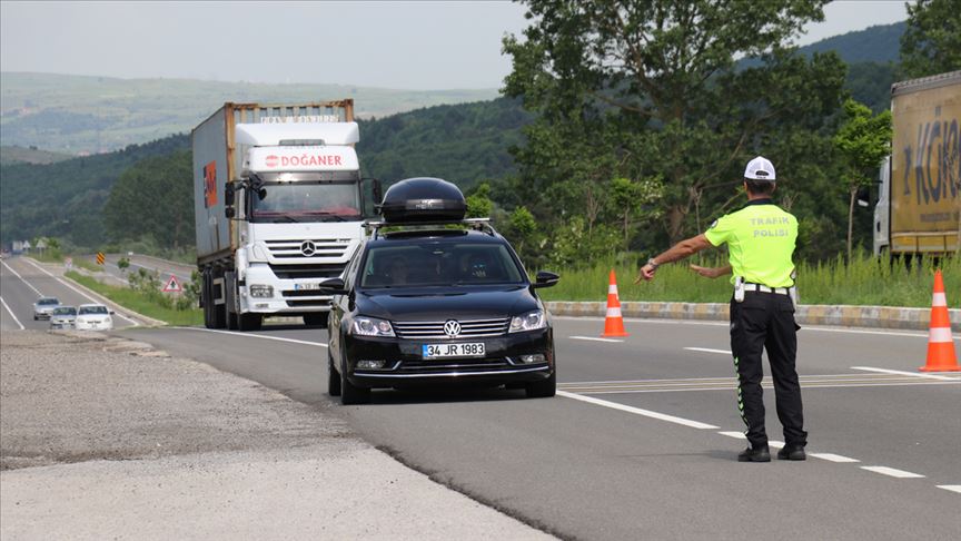 İçişleri Bakanlığı, trafik konusunu masaya yatırdı