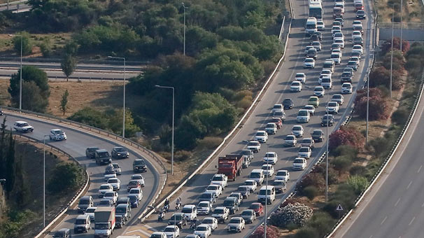 Artan trafiğe akıllı ve caydırıcı önlemler