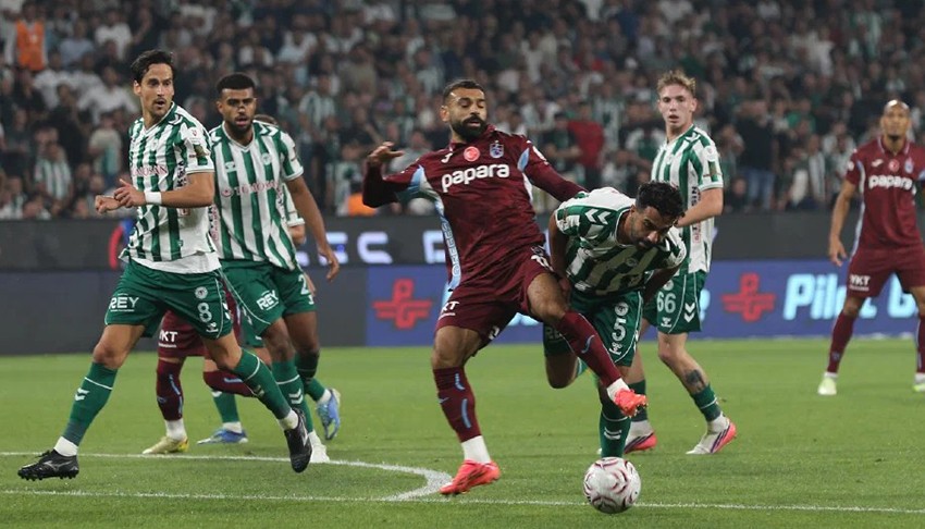 Trabzonspor derbiye kayıpla gidiyor: Konyaspor ilk 3 puanını aldı