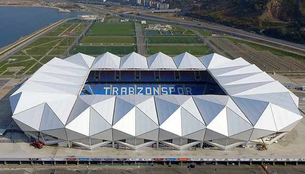 Trabzonspor-Fenerbahçe maçının biletleri satışta