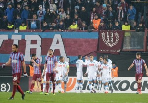 Trabzonspor, Napoli ye  evinde 4-0 mağlup oldu!