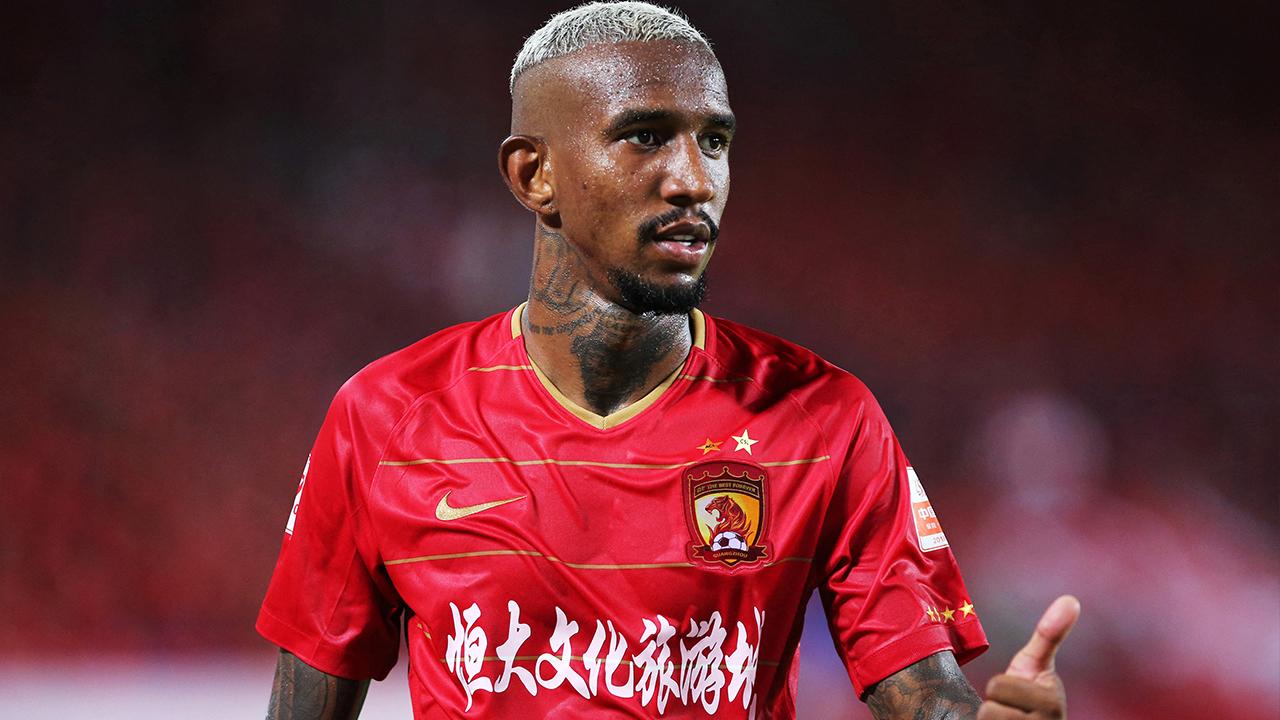 Talisca imzayı attı