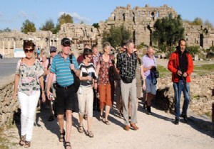 Rus turistler azalacak mı?