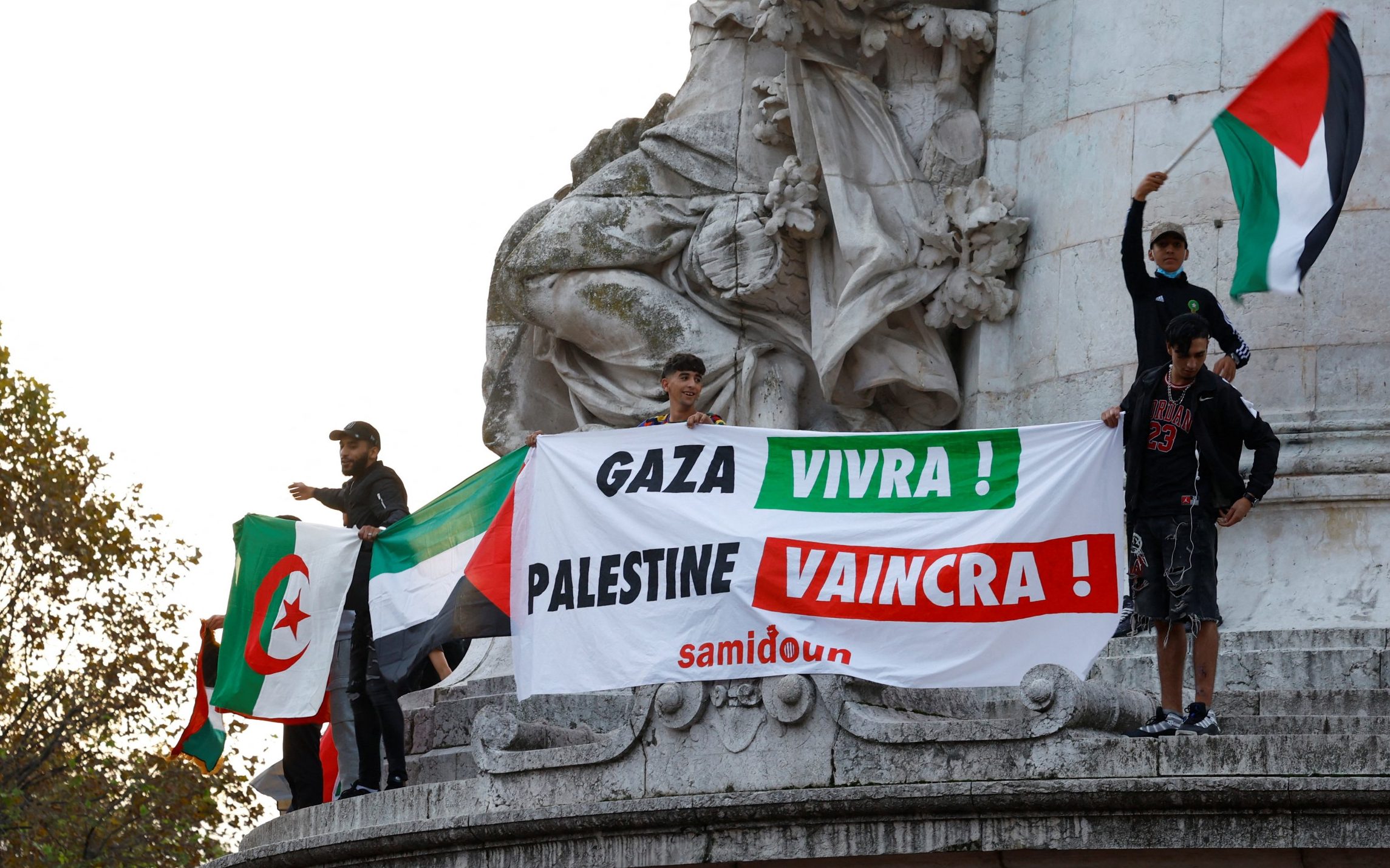 Fransa da aşırı sağcılar Filistin destekçilerine tehdit mesajları gönderiyor