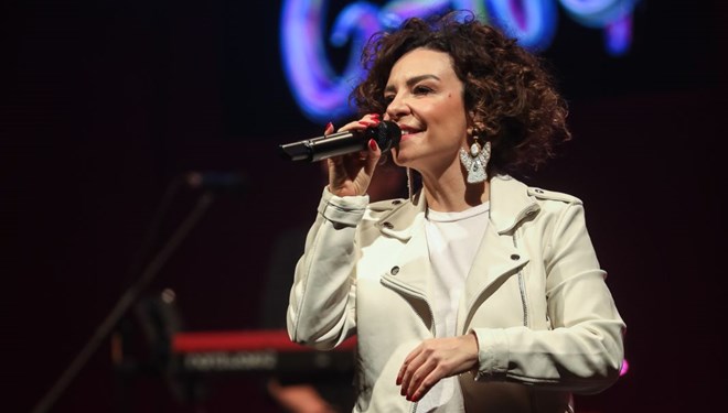 Fatma Turgut tan online konser