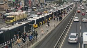 AK Parti den İstanbul da öğrenci akbili hamlesi