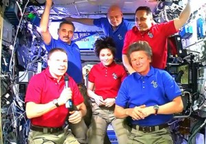 Uzaydaki astronotlar Dünya ya döndü!