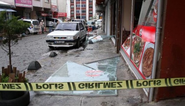 Beyoğlu'nda korkutan patlama