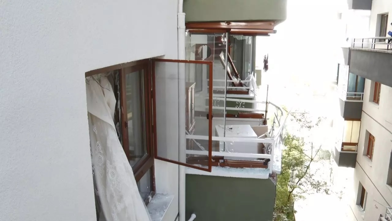 Çay demlerken faciayı yaşadı