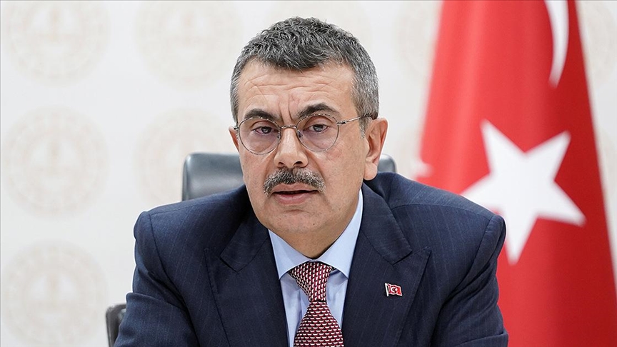 Bakan Tekin den öğretmenler için başsağlığı mesajı