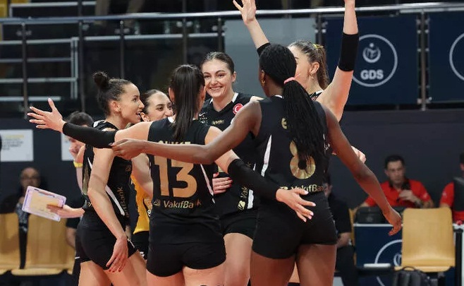 VakıfBank, CEV Şampiyonlar Ligi nde yarı finalde!