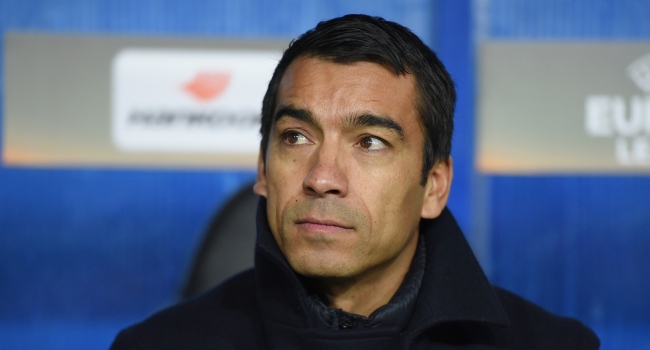 van Bronckhorst, tam kadro istiyor!