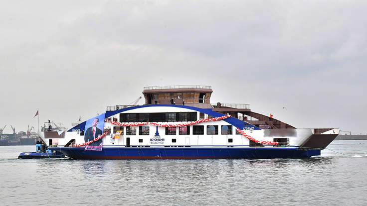 İzmir de vapur seferlerine lodos engeli