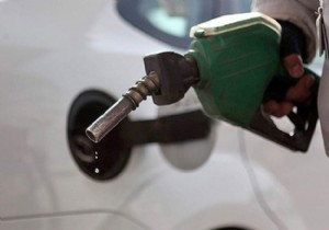 Benzine Kuruş Kuruş Zam Gele Gele! Bu seferde...