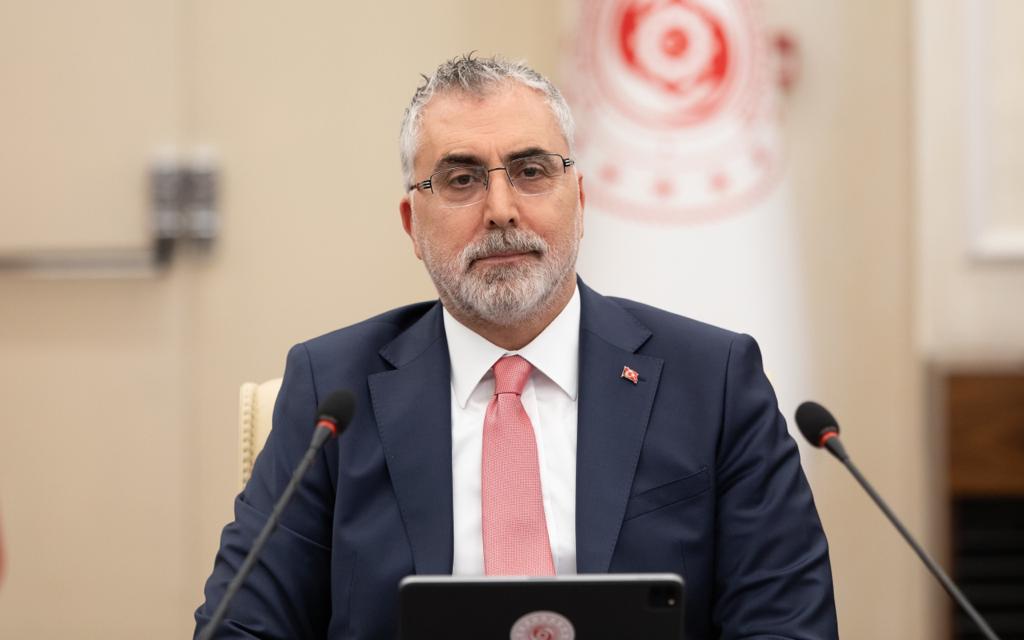 Bakan Işıkhan: 2024  Emekliler Yılı  hayırlı olsun