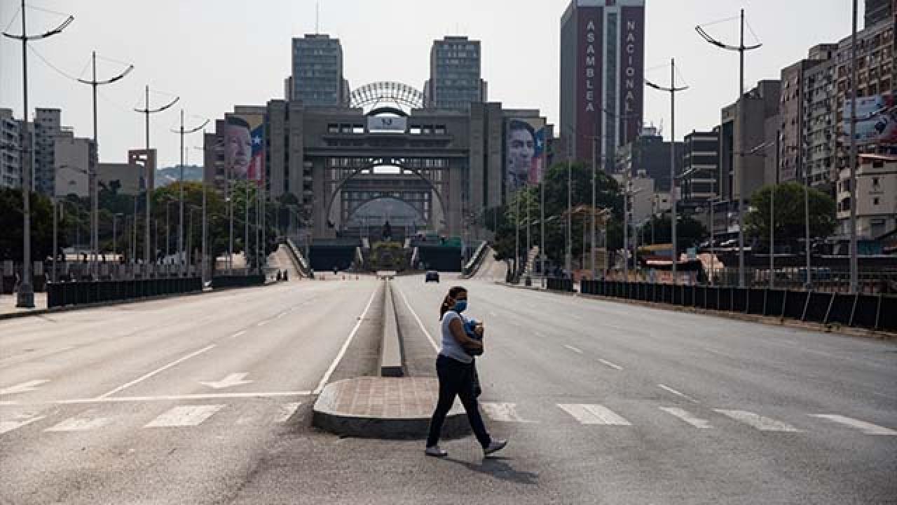 Venezuela da prestijli bir caddeye  Türkiye Cumhuriyeti Caddesi  ismi verildi