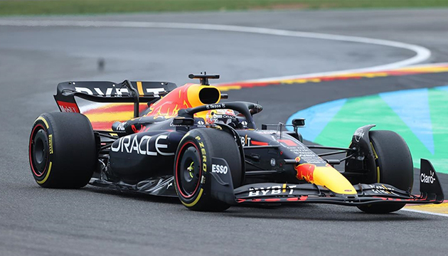 ABD de Verstappen kazandı