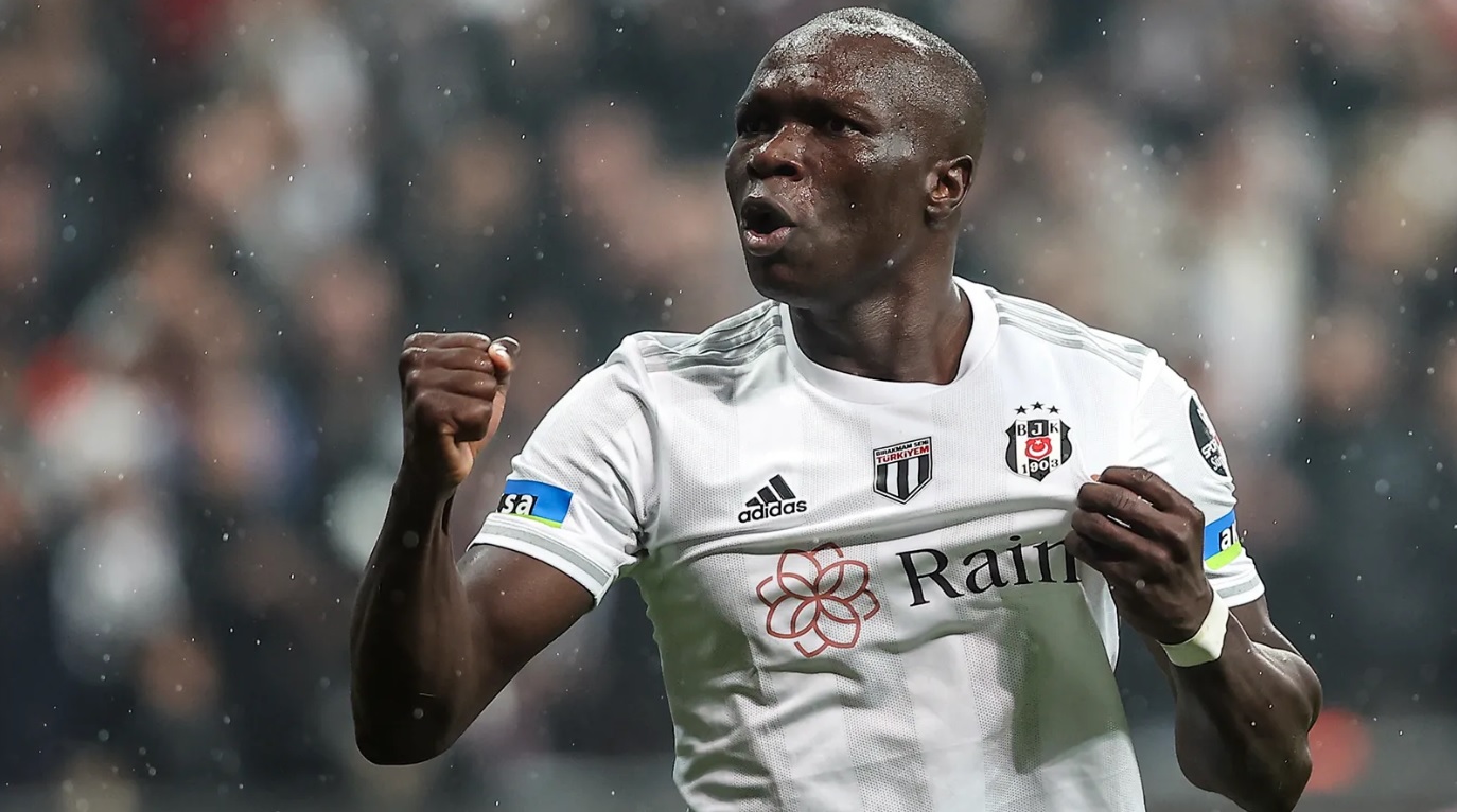 Beşiktaş ın en büyük silahı Aboubakar ı var! Resitale devam ediyor