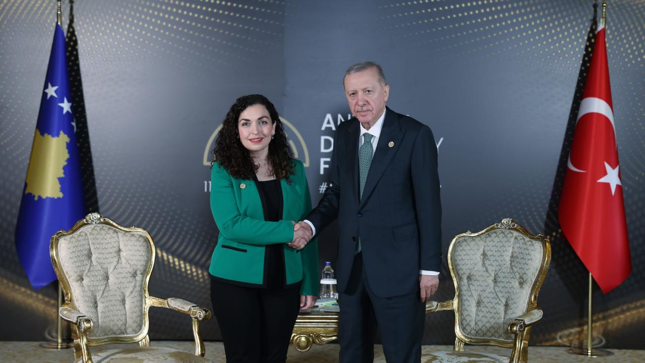 Kosova Cumhurbaşkanı, Erdoğan a teşekkür etti