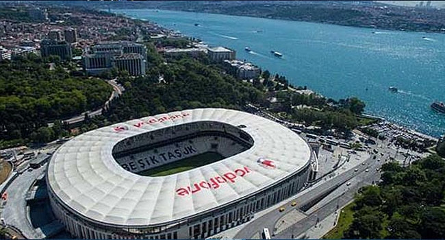 Beşiktaş ın stadının adı değişiyor!