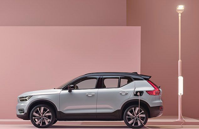 Volvo yeni aracını tanıttı