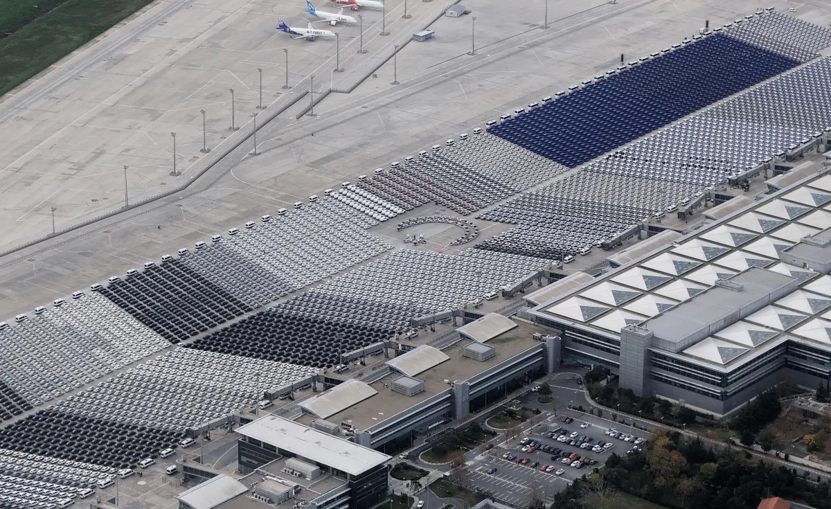 Atatürk Havalimanı nda binlerce araç