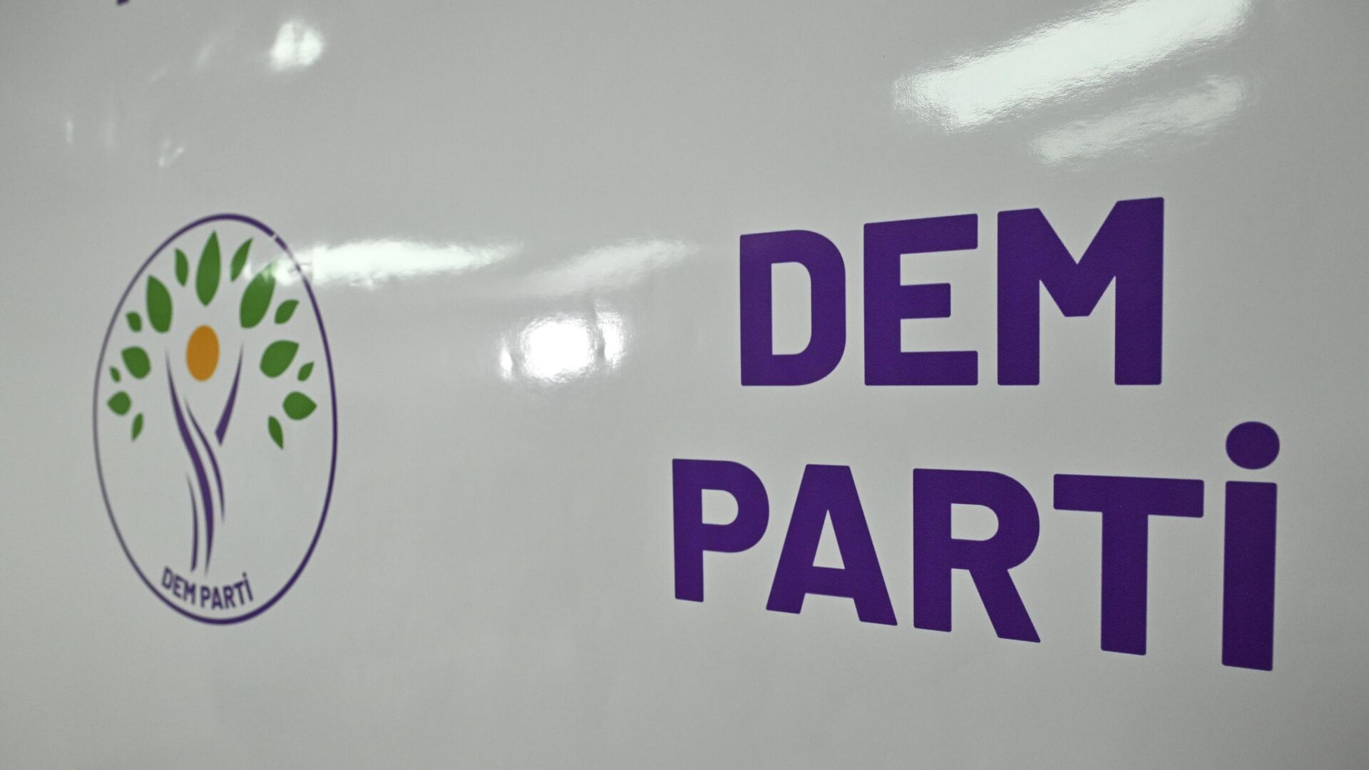 DEM Parti den  casusluk  operasyonuna tepki: Başarı getirmeyecek