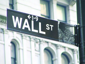 WALL STREET ORTADOĞU DAN DİLENİYOR...