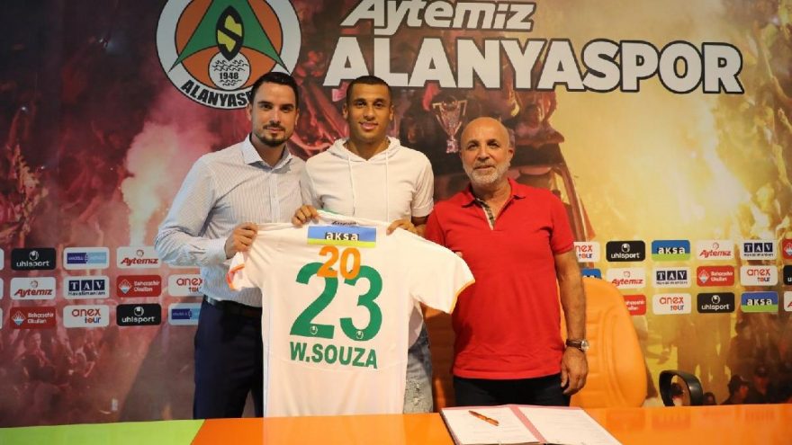 Welinton, 3 yıl daha Alanyaspor’da