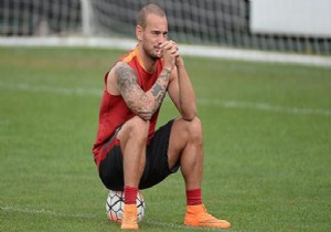 Cimbom da Sneijder korkusu!