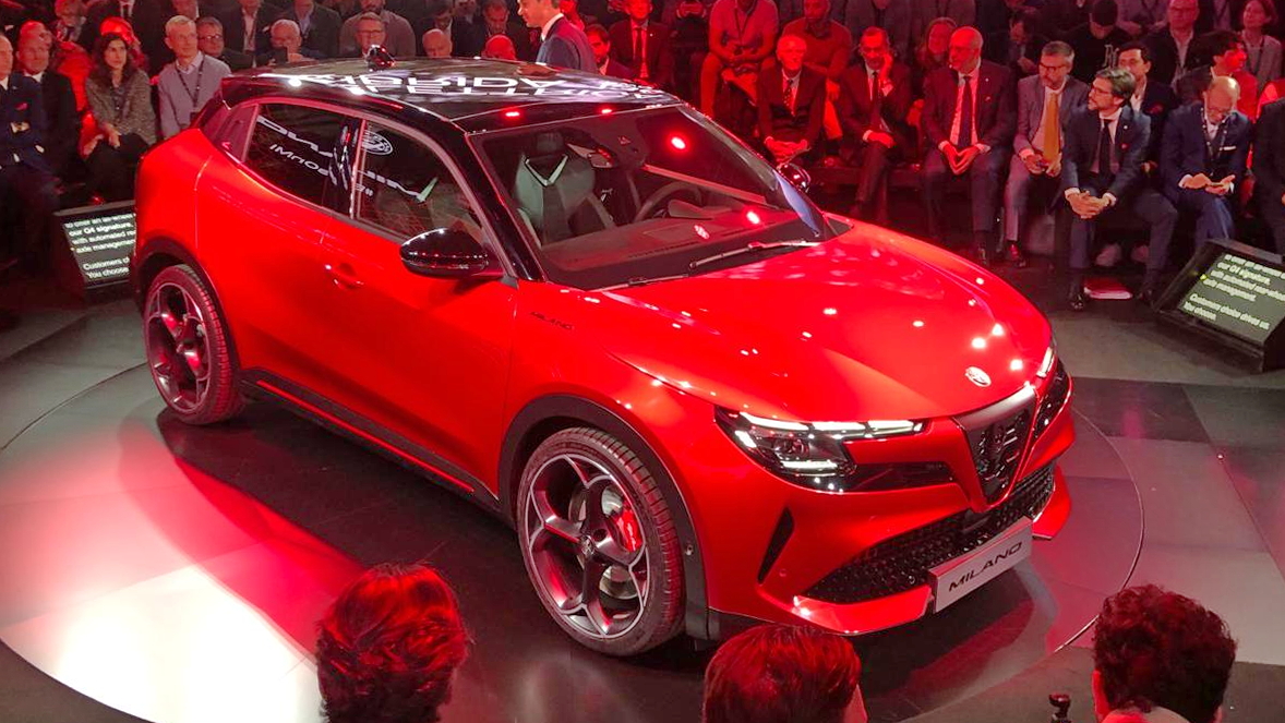 Alfa Romeo JUNIOR, 2024 Milano Tasarım Haftası nda yerini aldı