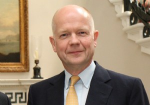 İngiltere Dışişleri Bakanı William Hague görevinden ayrıldı