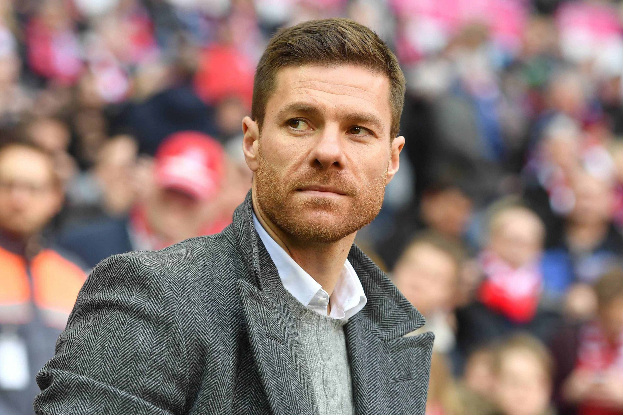 Xabi Alonso futbola geri dönüyor