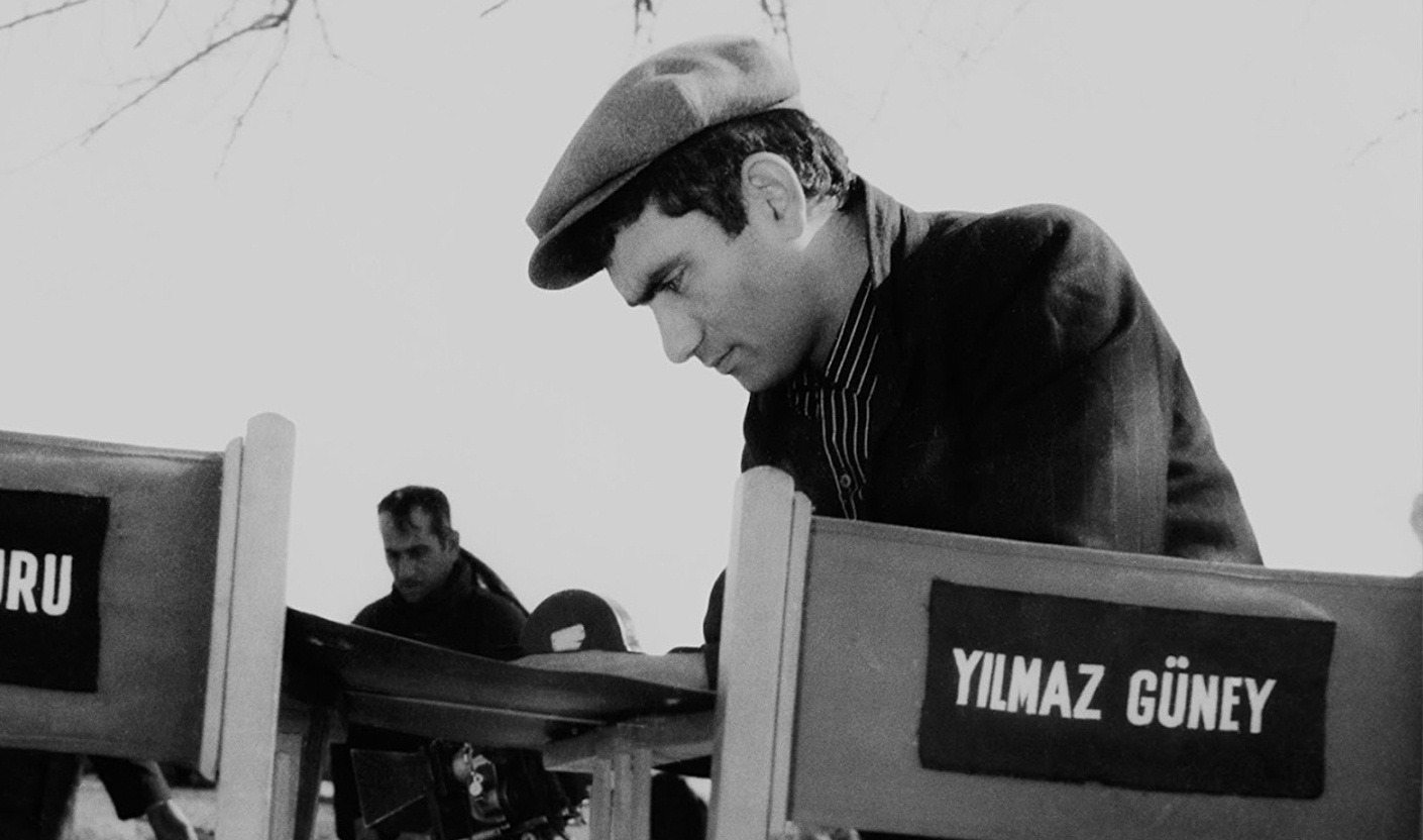  Çirkin Kral ın hayatı film oluyor