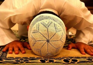 Namaz kılmak isteyen 190 işçi kovuldu