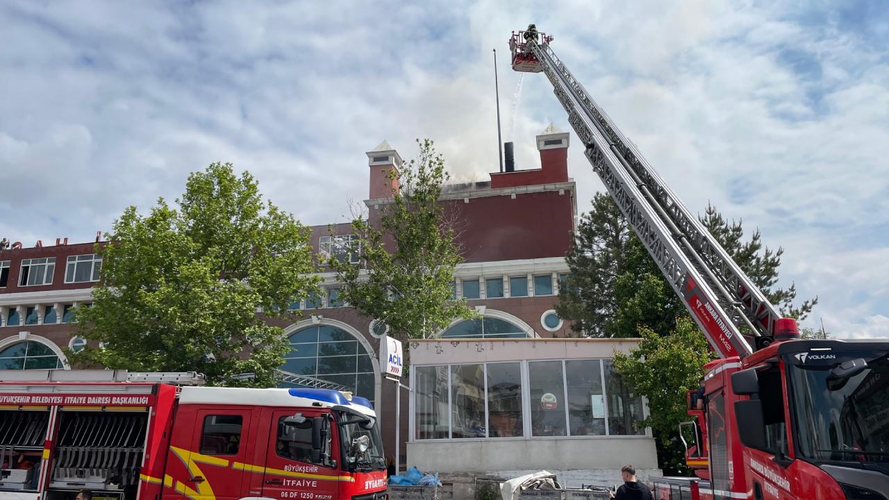 Ankara’da özel bir hastanede yangın