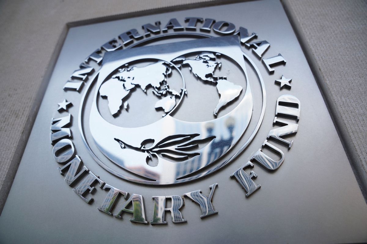 IMF den Ukrayna ya yardım!