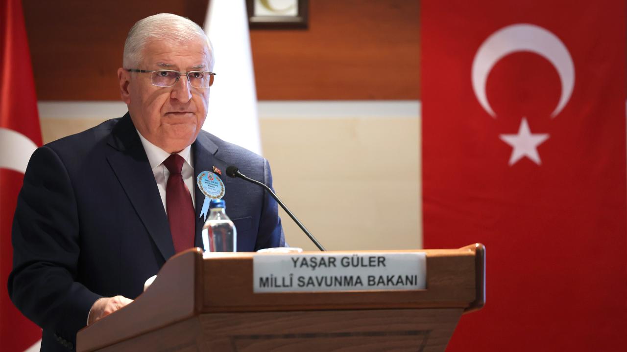 Bakan Güler, Harita Genel Müdürlüğünü ziyaret etti