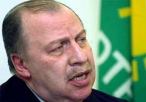 Öztürk e Sağ Kolu Bile İnanmadı