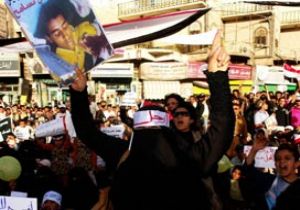 Yemen de hükümet görevden alındı