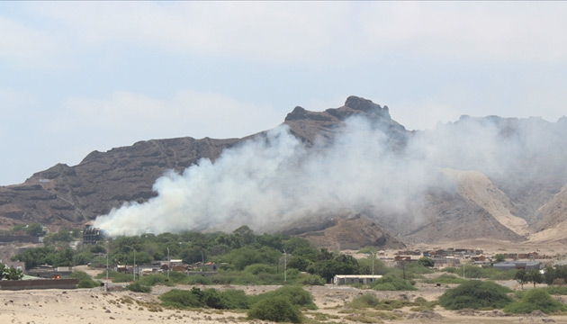 Yemen de Husiler den hava üssüne saldırı