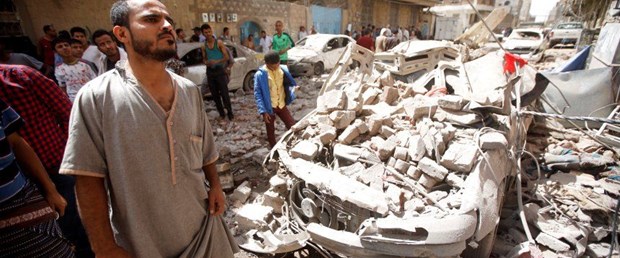 Suudi Arabistan, Yemen e saldırdı: 6 ölü
