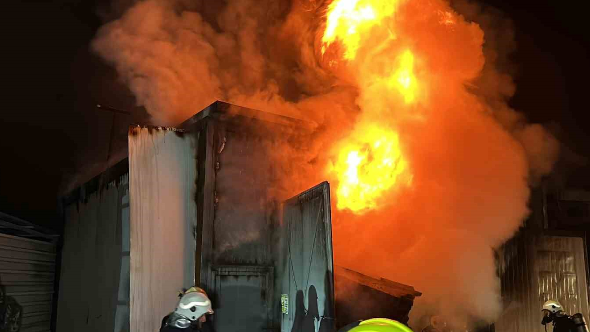 Kereste fabrikasında yangın: 3 yaralı